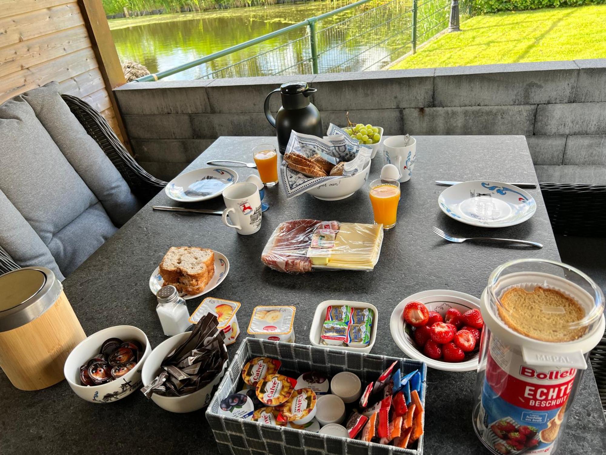 B&B Tina Sneek Exteriör bild